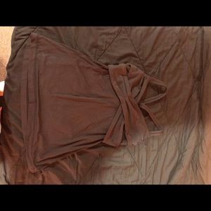 Black lululemon shirt with built in bra